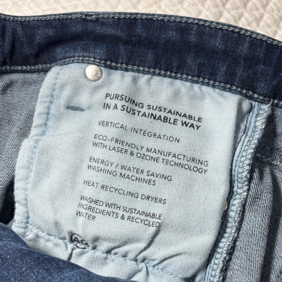 Classic High Rise Jeans - Picture 5 of 10